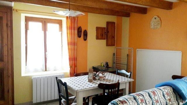 Gite Chez Charlot Chanaz Eksteriør billede
